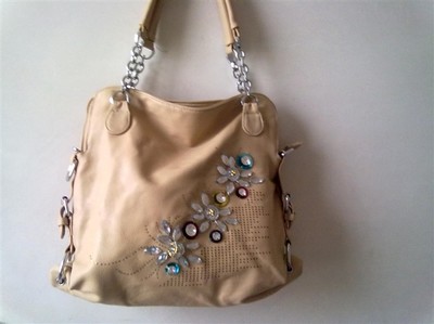 匠心制造，诠释奢华——广州高端真皮女包加工产业探秘